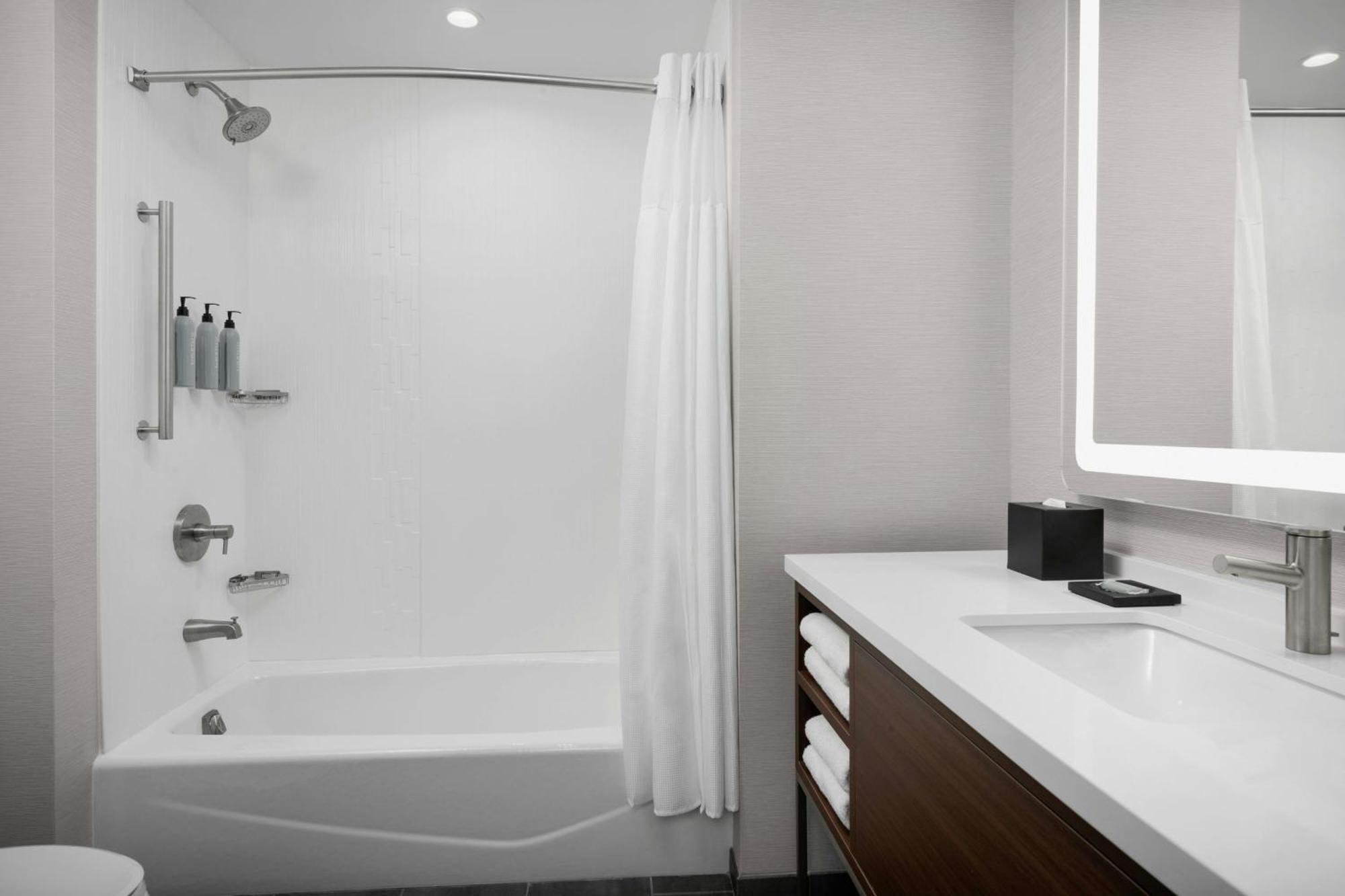 Courtyard By Marriott Bozeman Hotel Exterior photo