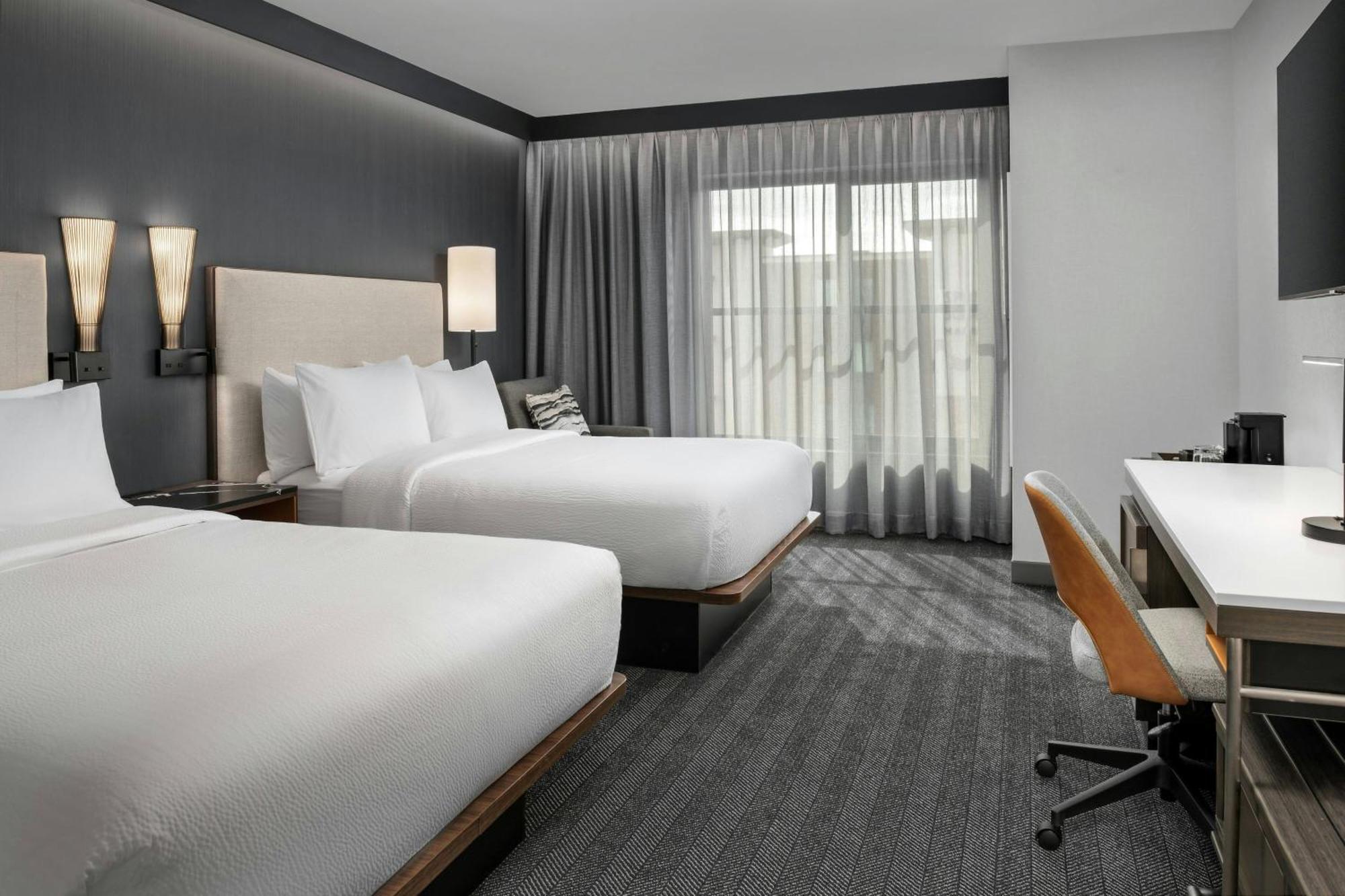 Courtyard By Marriott Bozeman Hotel Exterior photo